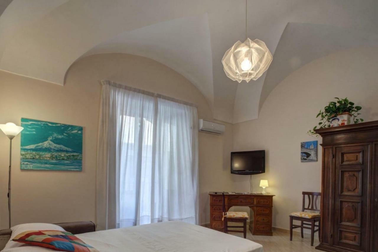 Sant'anna House: Nel Cuore Della Antica! Apartment CTA